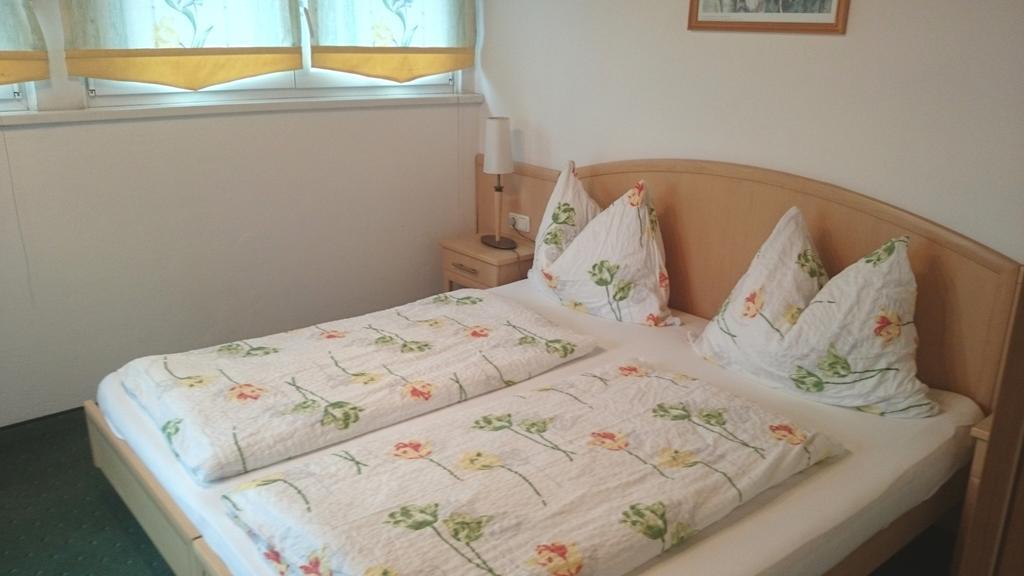 Alpenhotel Tauernstueberl Zell am See Kamer foto