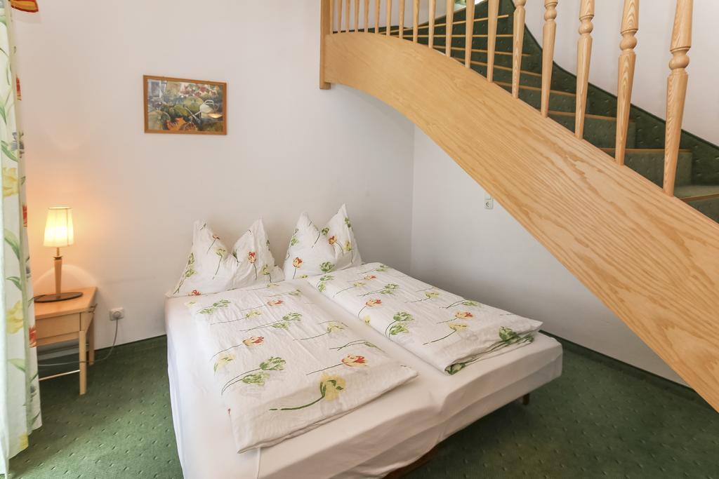 Alpenhotel Tauernstueberl Zell am See Buitenkant foto