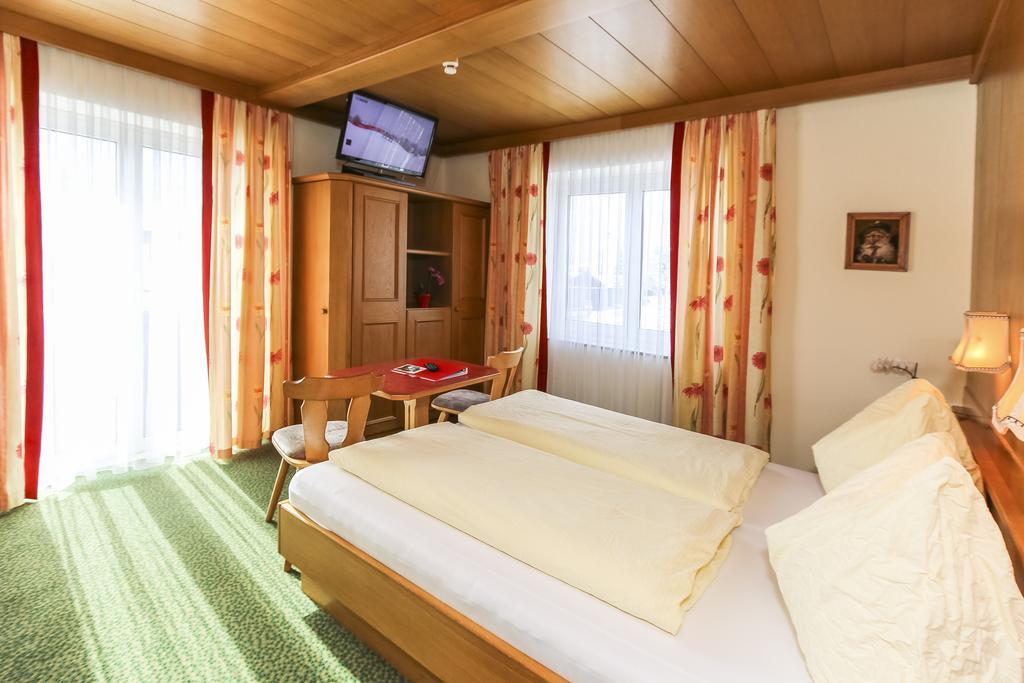 Alpenhotel Tauernstueberl Zell am See Buitenkant foto