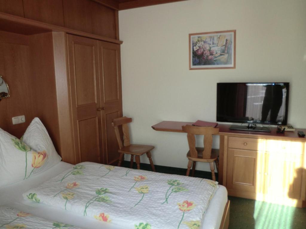 Alpenhotel Tauernstueberl Zell am See Kamer foto